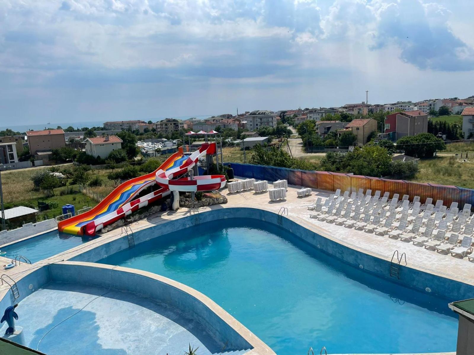 Respiro Park Hotel Buyukcekmece Exterior photo